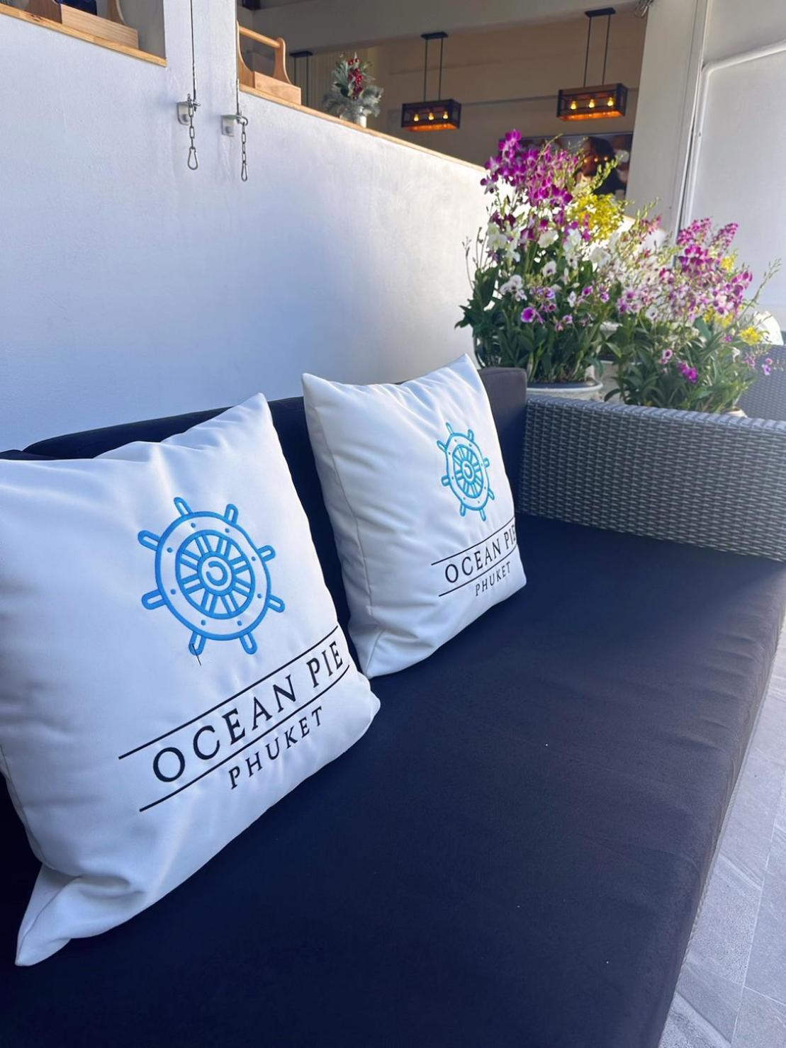 Ocean Pie Phuket - Adult Only Hotel Rawai Buitenkant foto