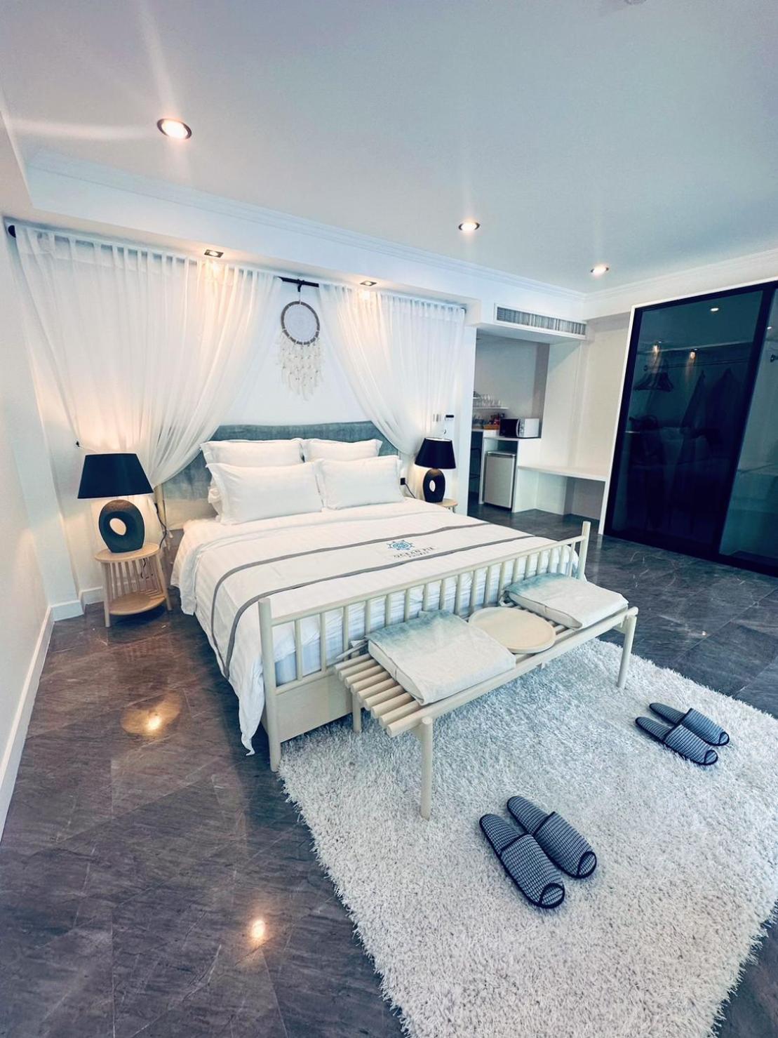 Ocean Pie Phuket - Adult Only Hotel Rawai Buitenkant foto